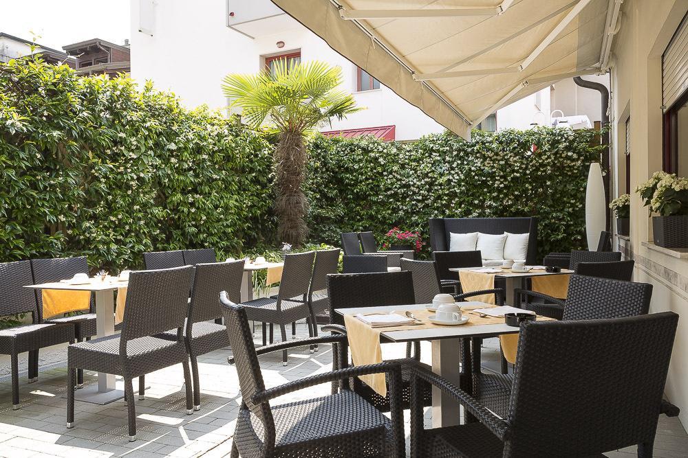 Imperia Hotel 3*
